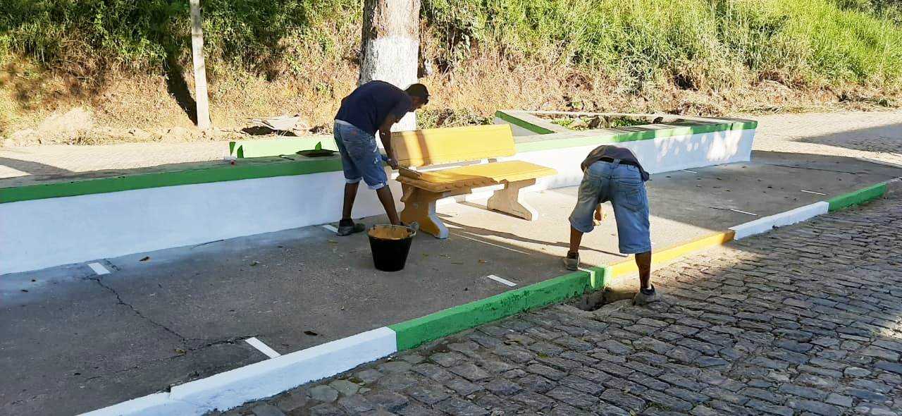 Camacã: Prefeitura revitaliza mais uma praça

